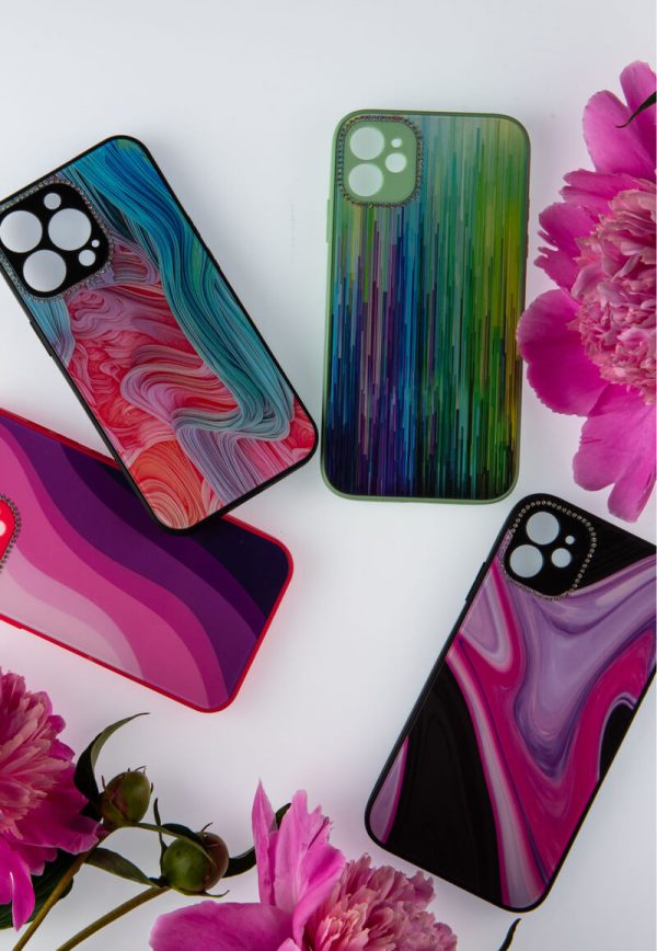 Personalizing Your Tech: The Art of Custom Phone Covers